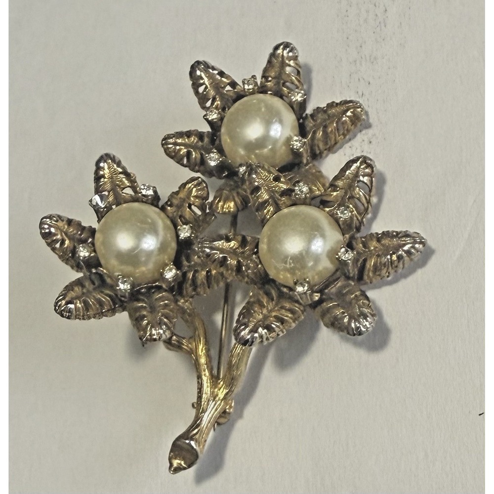 HIGH END Button Pearl Brooch‎ RHINESTONEs VINTAGE BROOCH PENDANT Exquisite Metal